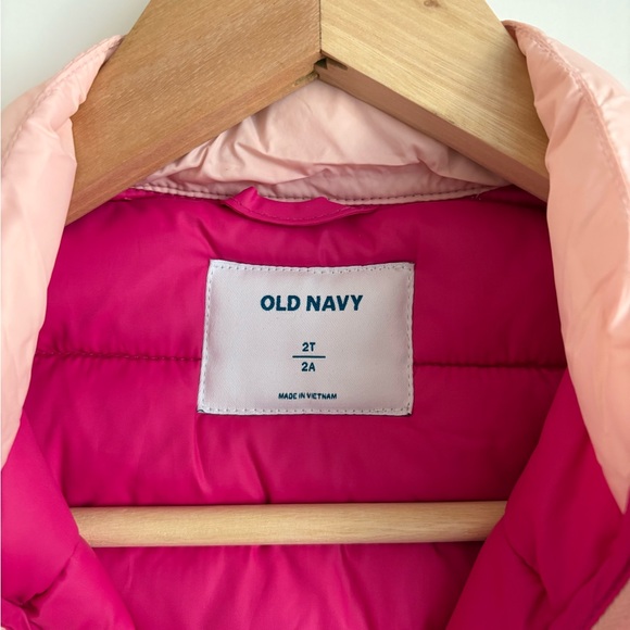 ⭐️ 2/$20 ⭐️ Puffer Vest - Picture 2 of 2